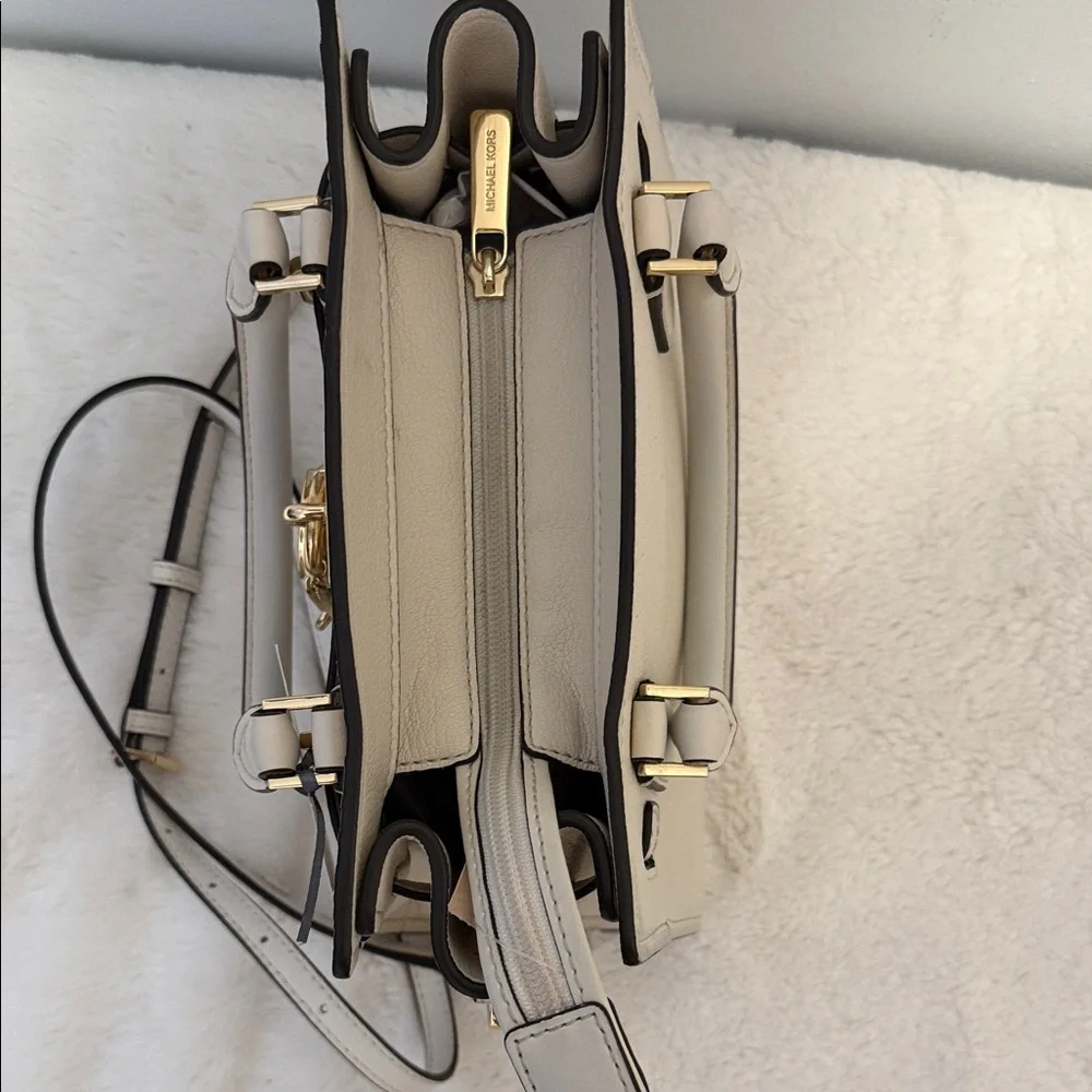 Michael Kors Hamilton Satchel Crossbody - Picture 5 of 8